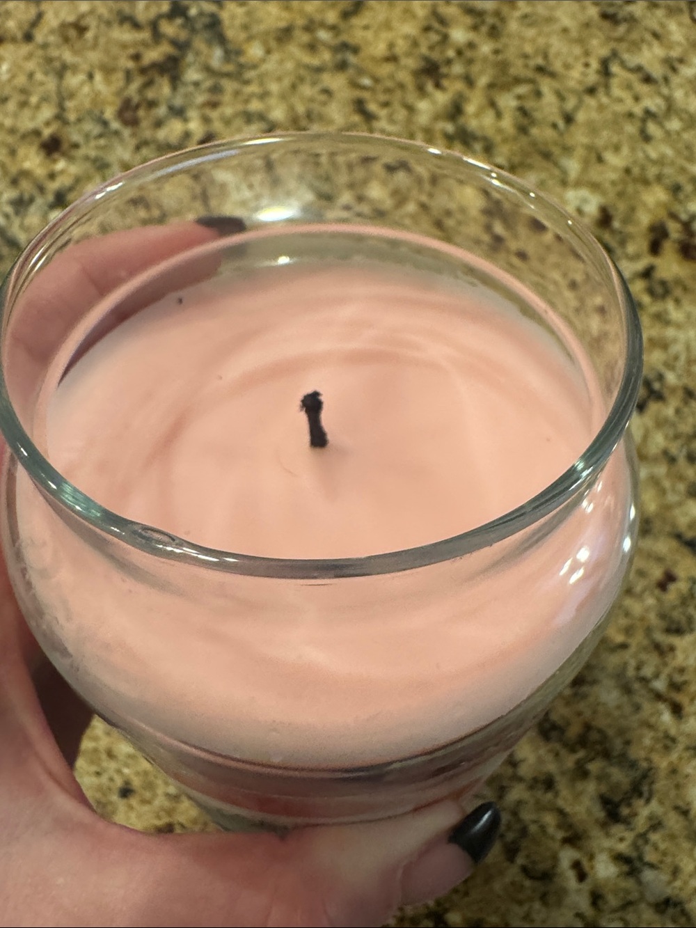 Yankee Candle “fresh cut Roses” Scented Large Glass Jar Candle 22 oz - Picture 5 of 5